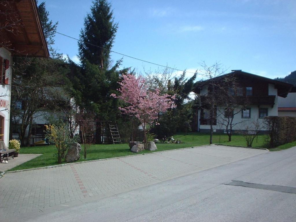 Pension Fuchs Brixen im Thale Bagian luar foto